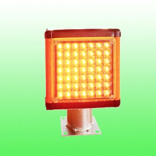 同步太阳能雾灯 智能太阳能诱导灯生产厂家