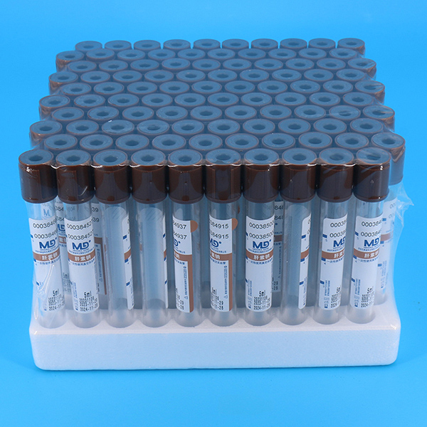 棕色管帽含肝素钠抗凝剂PET材质真空采血管_抽血管